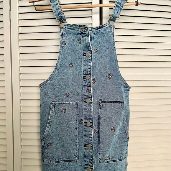 Cute Overall Denim Dress with Butterflies- washed faded mini summer 90s y2k - Picture 1 of 6
